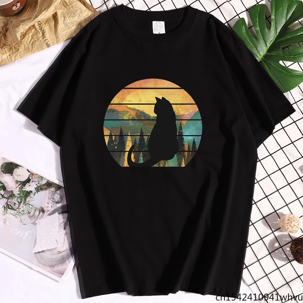 

Black Cat Sitting on Back Printing Women T Shirts Clothes Oversized Summer Casual