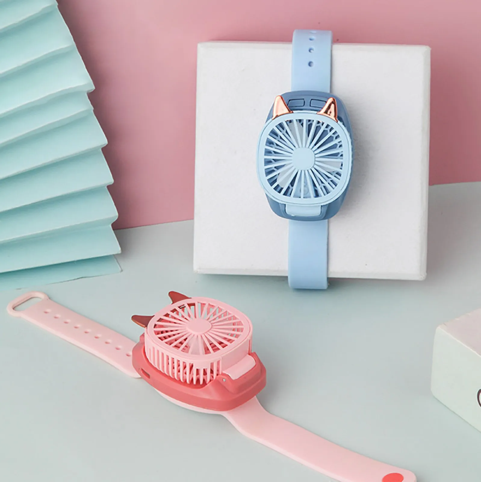 Наручные мини часы с вентилятором для переноски летние портативные вращающиеся