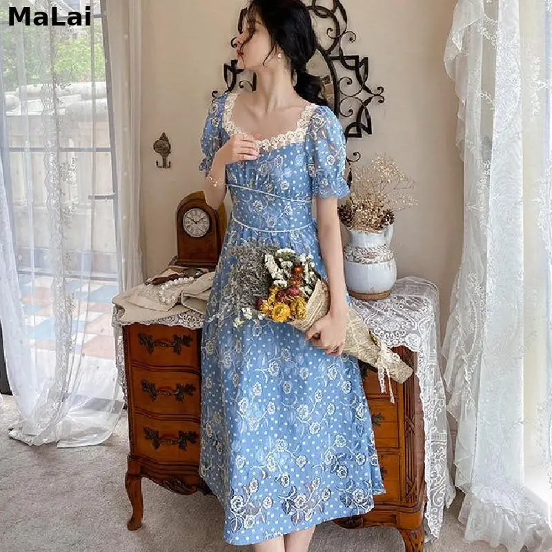 

Korean Fashion Elegant Vintage Dress Lace Design 2021 Summer Square Collar French For Women Party Short Sleeve Floral Midi Dress
