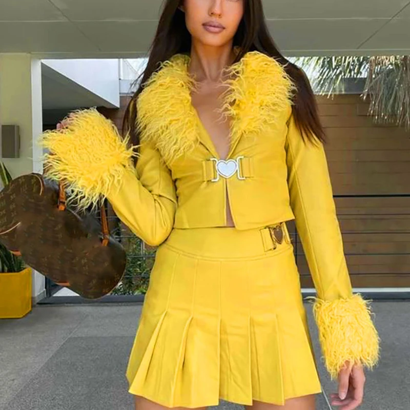 Women Faux Leather Jackets Fur Trim PU Leather Cropped Cardigan V Plush Neck Snap Coat