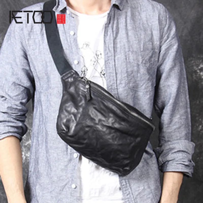 AETOO Casual retro head cowhide personality chest bag men s shoulder crossbody bag leather waistband