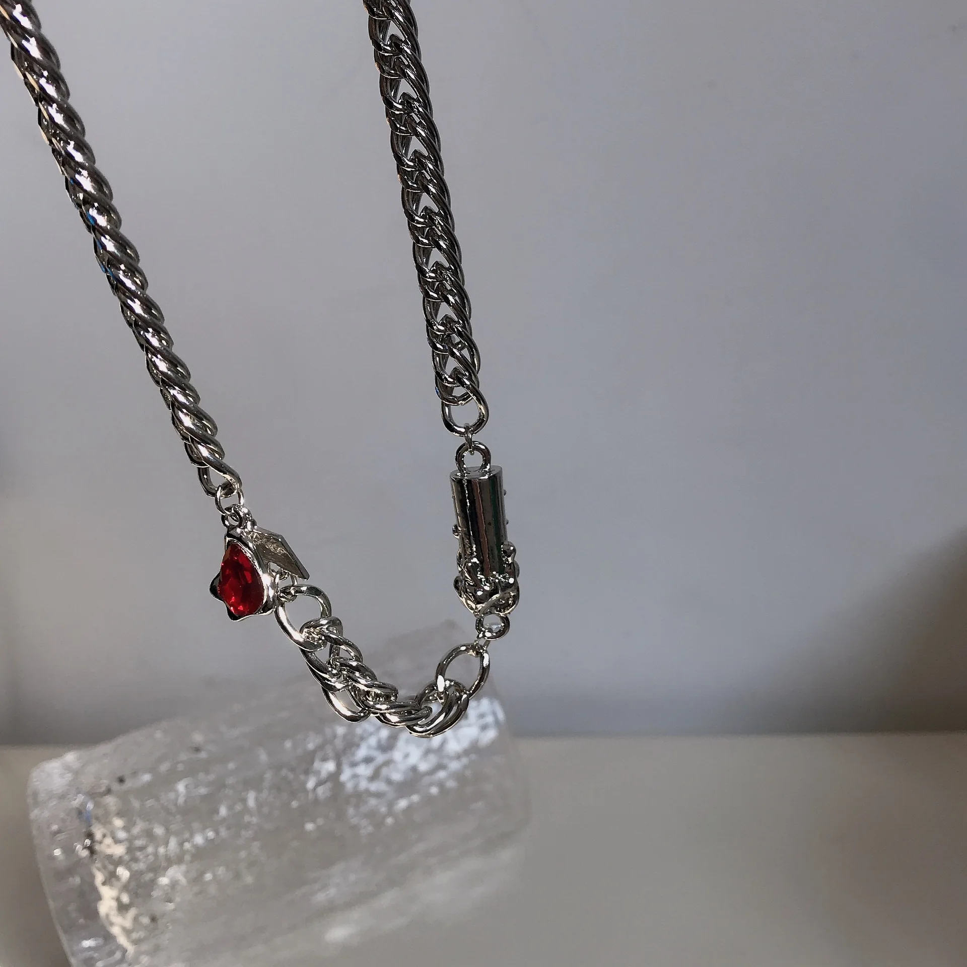 

Vintage Necklace Hip Pop Rock Ruby Zircon Irregular Pendant Statement Personality Plating Necklace Fashion Jewelry