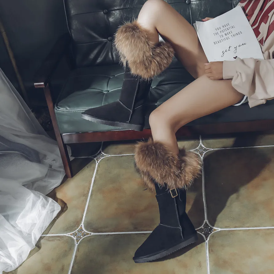 black suede fur Зимние сапоги на натуральном лисьем меху сапоги из натуральной коровьей замши сапоги до середины икры теплые женские сапоги на плоской подошве с мехом енота - Цвет: black suede fur