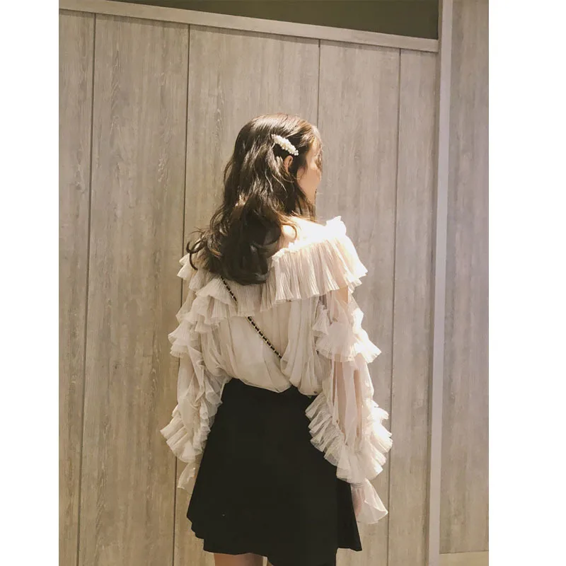 

XUXI Women's Spring 2020 Fashion White Holiday Leaves Irregular Mesh Tights Student Shirt FZ0846