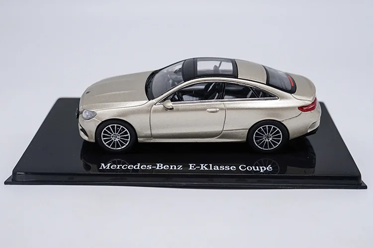 1:43 E300 E-KASE Coupe модель сплава автомобиля статические высокой моделирования металлические модельные автомобили с оригинальной коробкой
