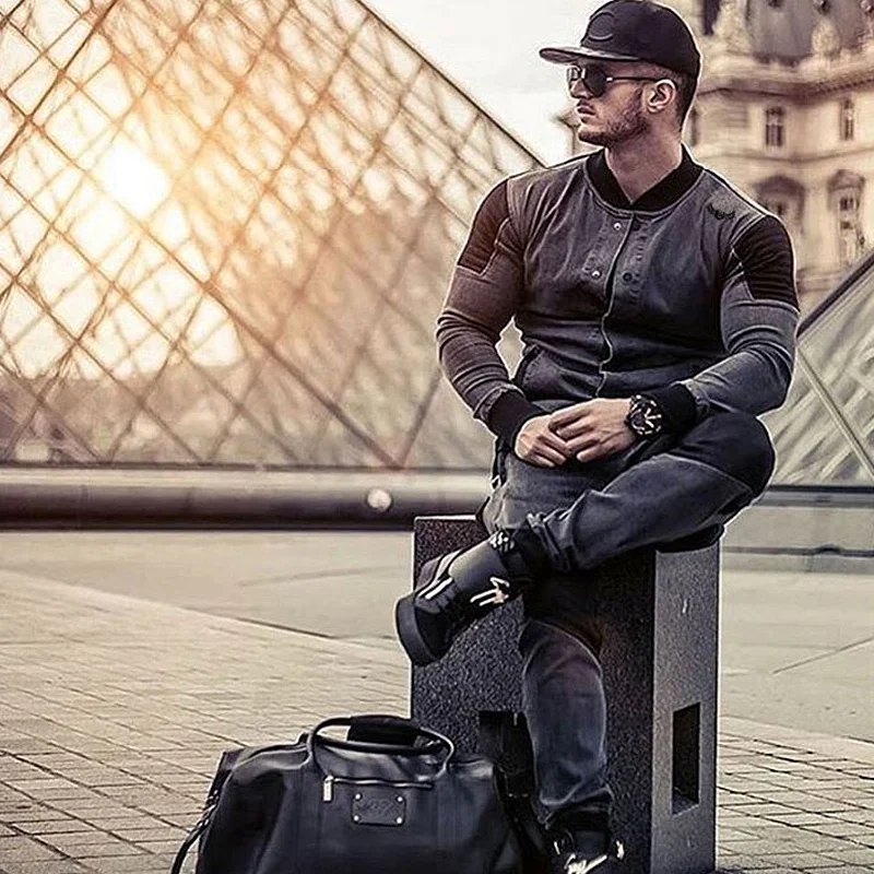 Мужская джинсовая куртка с воротником стойкой стирающаяся спортивная