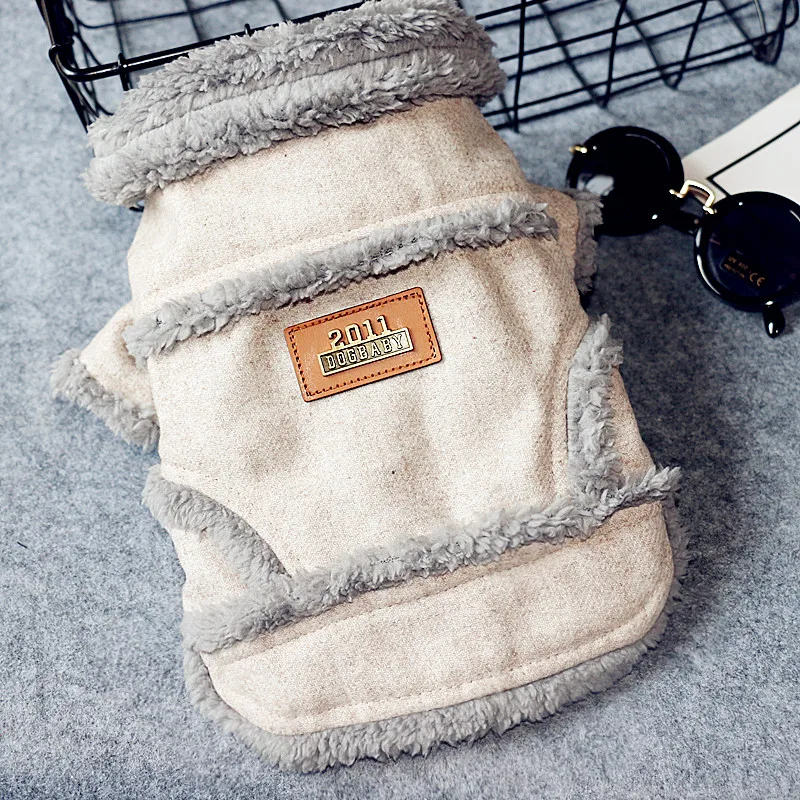 Зимняя одежда для собак в скандинавском стиле темно белая утепленная Осенняя