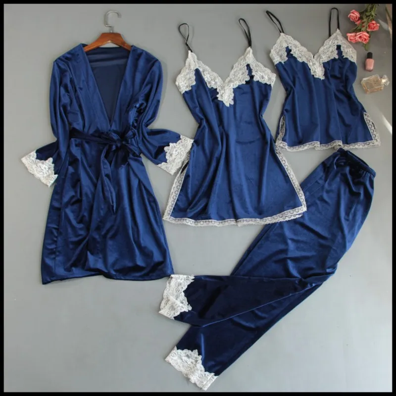 

Women's Sleep & Lounge