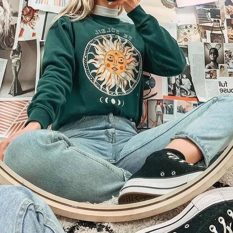 

Vintage Green Sun Face Pattern Sweatshirt Women Crewneck Loose Oversized New Designer Casual Teens Girls 2020 Autumn Pullovers