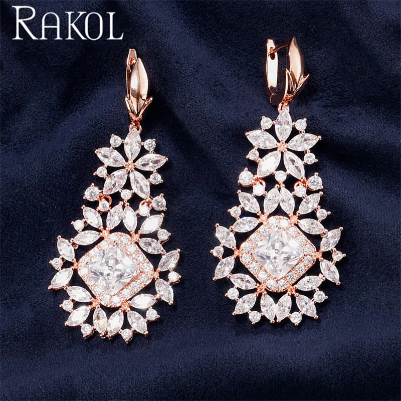 RAKOLI эффектный дизайн крошечные Яркие Камни CZ длинные висячие серьги набор