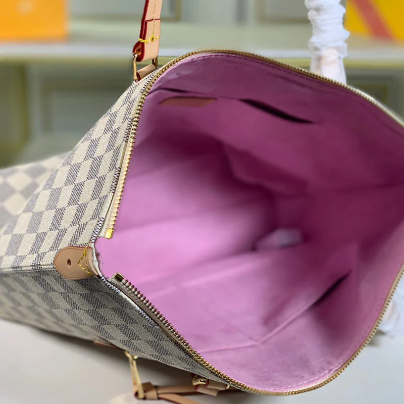 

Spring new European and American original women's satchel luxury atmosphere beauty bag simple large capacity lattice handbag