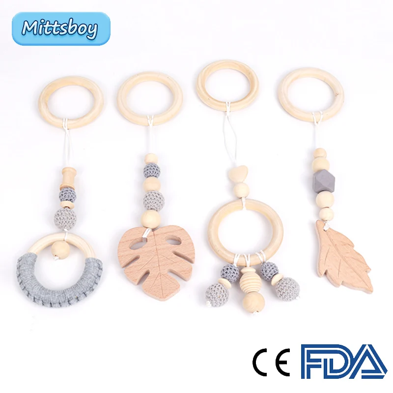 

4pcs Baby Toy Wooden Pram Clip Leaves Star Mobile Holder Teething Pendant Wood Gym Rodent Silicone Beads Necklace Clip Toys Gift