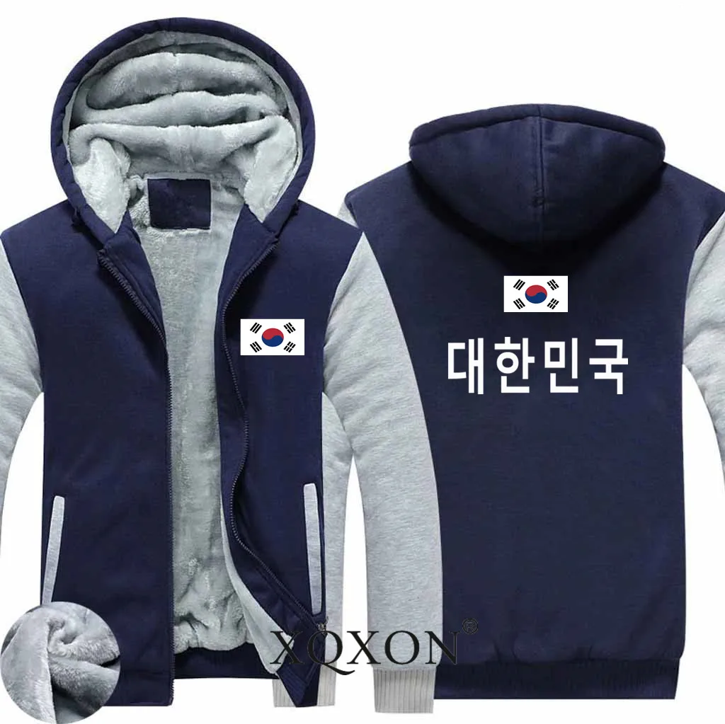 

Hoodies & Sweatshirts