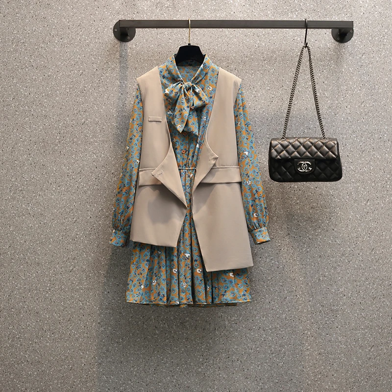 

Women's clothing spring and autumn dress/vest two-piece suit
