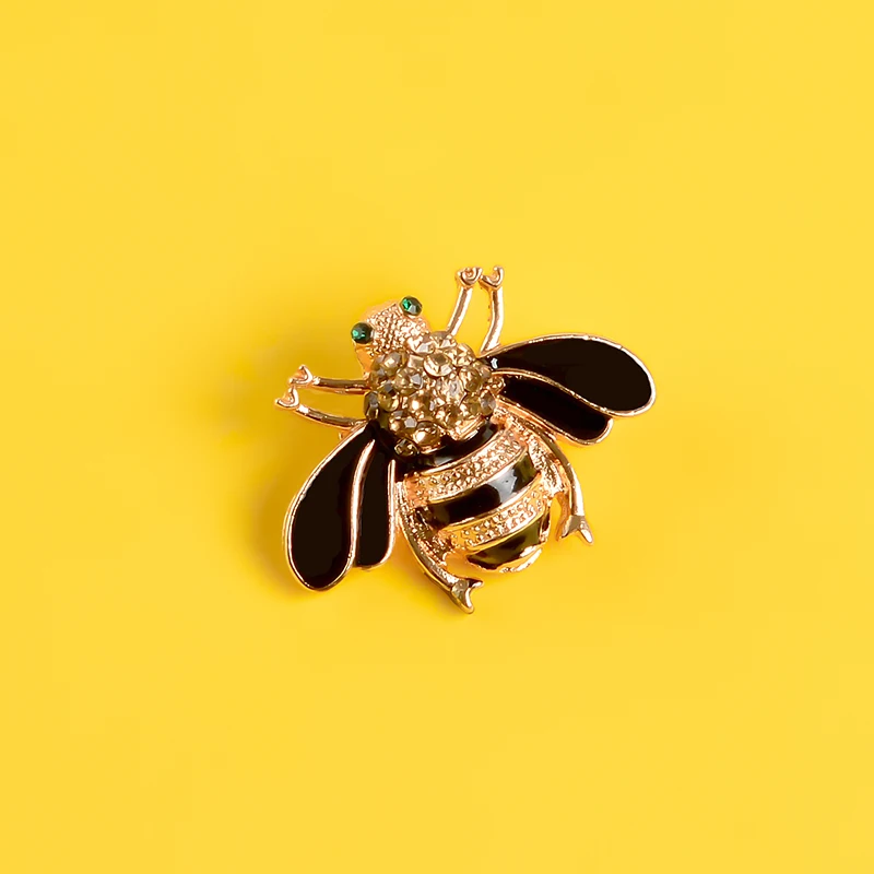 

Bee Brooch Rhinestone Pins Corsage Custom Black Brooches for Bag Clothes Lapel Insect Badge Jewelry Gift for Kids Friends