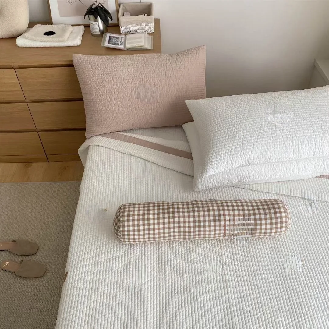 Korean Style Simple Cotton Straight Quilted Quilt with Bear Bed Cover Protection Mat Tatami Three-piece Set (0)