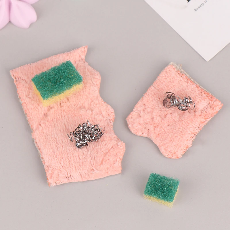 

3Pcs/set 1:12 Dollhouse Mini Kitchen Cleaning Tool Set Rag Sponge Wiping Dishwashing Ball