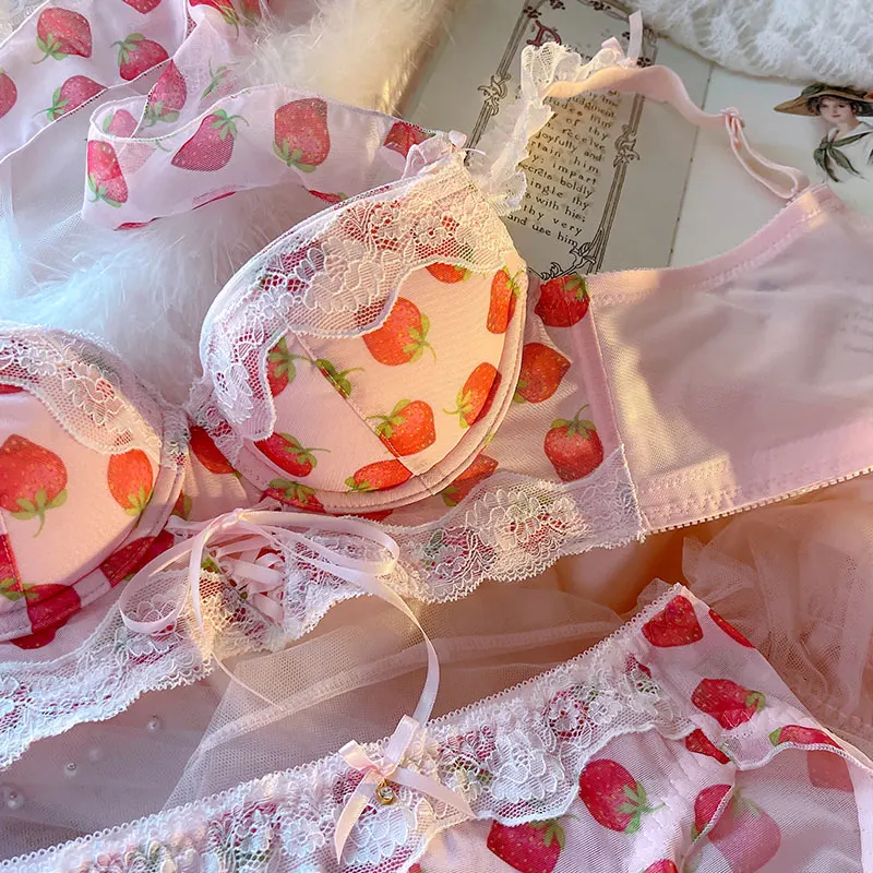Girl Sweet Strawberry Japanese Underwear Hanging Neck Large Size Collection Nipple Small Breast Gathering Ribbon Bra Panties Set