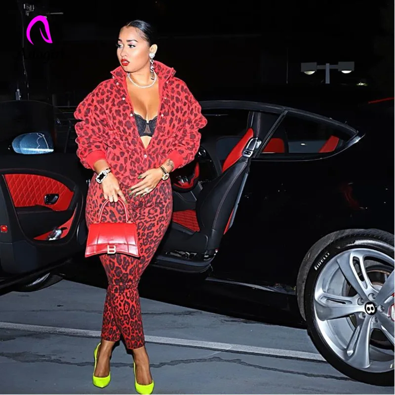 Женский леопардовый костюм из двух предметов спортивный для фитнеса с длинным