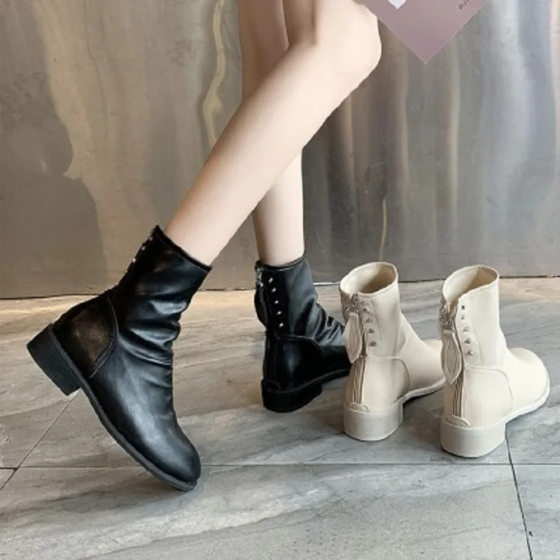 

2019 autumn new ladies short boots wild and comfortable rear zipper round head thick heel non-slip Korean women's boots