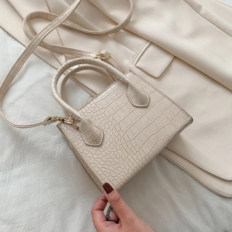 

Small Crocodile Pattern Solid Color PU Leather Crossbody Bags For Women 2021 Summer Lady Shoulder Handbags Female Simple Totes