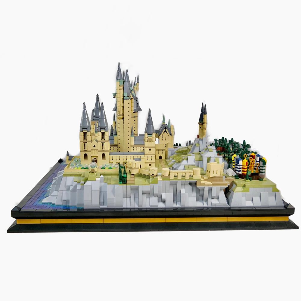 

Mould King 22004 Movie Creator Series Magic Castle School Model Spelling Building Blocks 6862pcs Bricks Education Toys