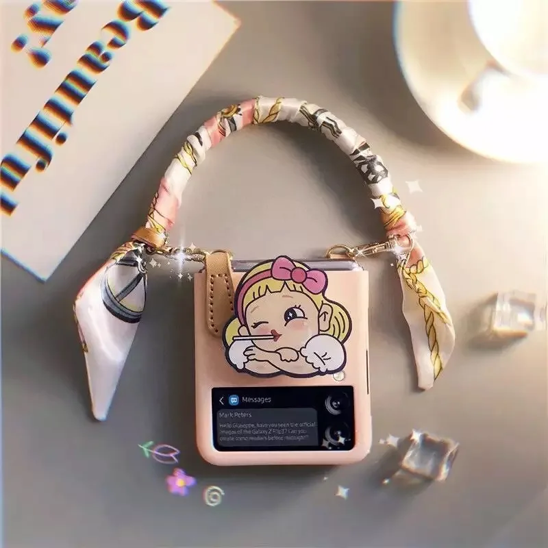 

For ZFlip 3 Samsung Galaxy Cases Happy Girl with Scarf Bracelet Case for Galaxy ZFlip3 Cover Chic Gift for Girlfriend Funda Para