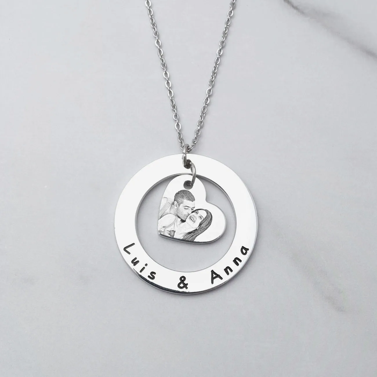 Персонализированное ожерелье с фото выгравированным изображением Колье