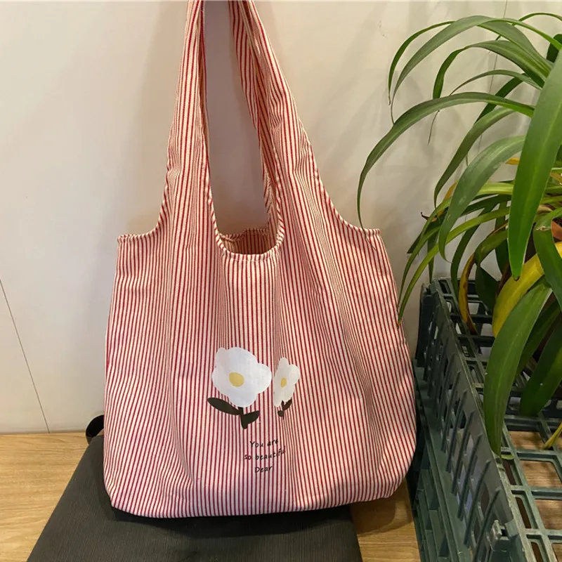 

New Japanese large capacity simple style art striped shoulder bag cute fashion striped student portable cotton bag shopping bag