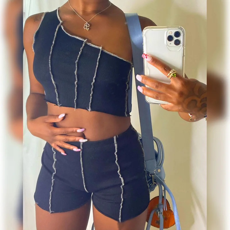 

2021 модная одежда, дизайнерский костюм с шортами Y2K, летний топ на одно плечо, бандажные шорты мини для женщин, повседневные комплекты