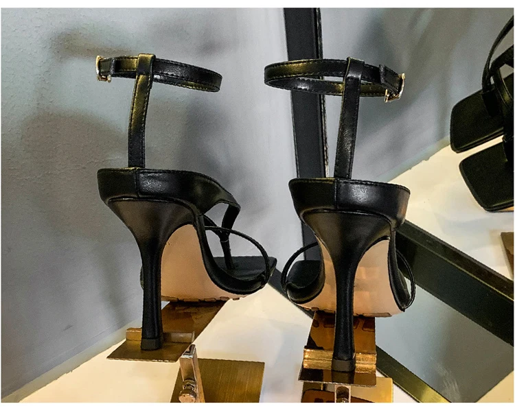 

[GOGD]2020European and American summer high-heeled shoes with thin versatile square head toe retro Roman sandals wear slippers