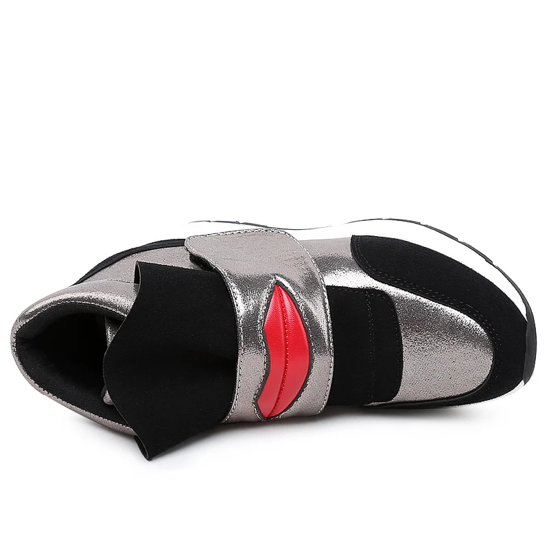 Для женщин обувь с подошвой из вулканизированной резины клиновидные кроссовки