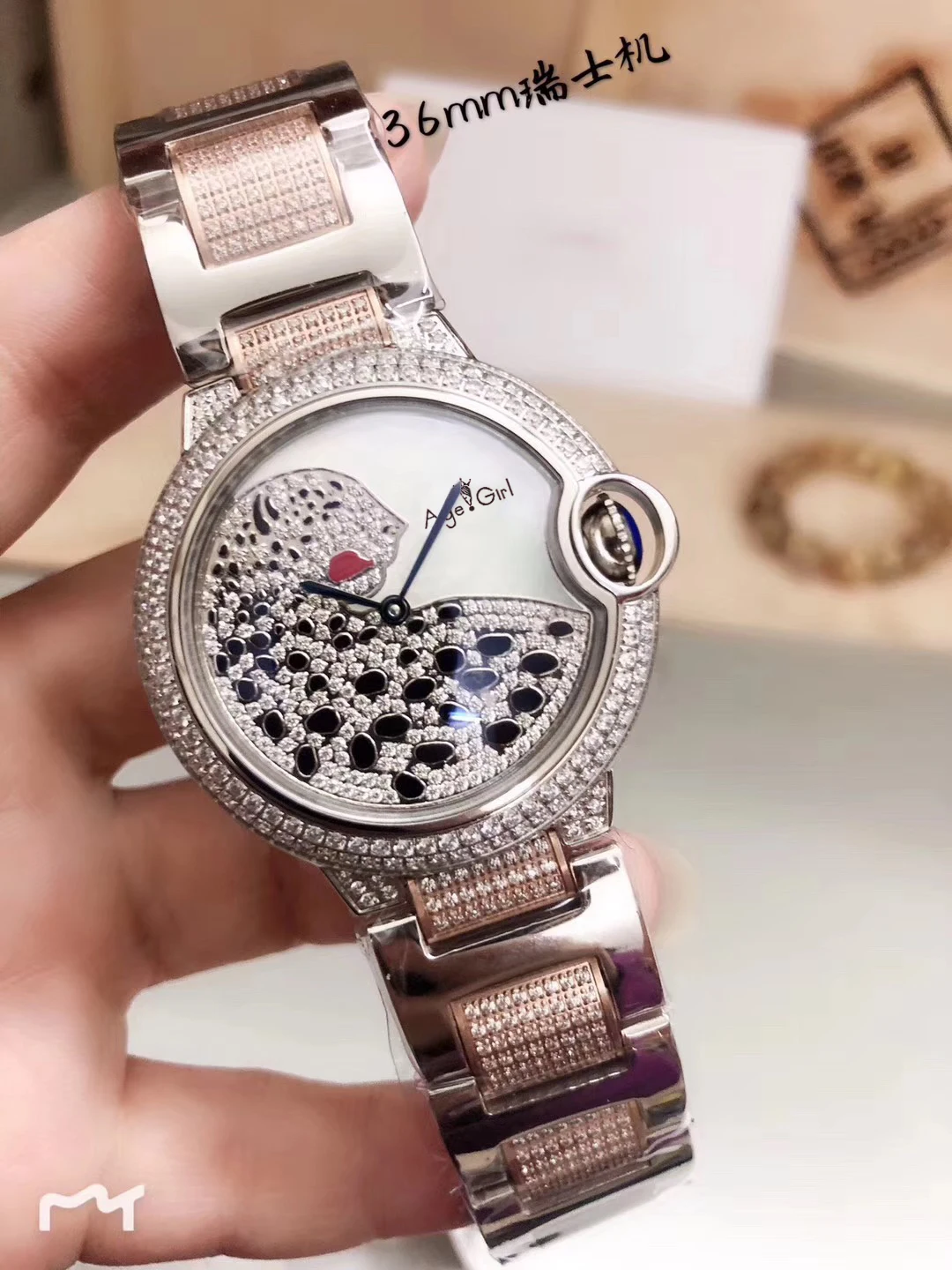 

Classic New Quartz Women Watches Fashion Casual Sport Sapphire Glass Rose Gold Silver Diamonds Band Watch Black White AAA+