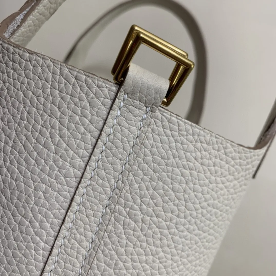 

HANDMADE BRAND Handbag,18CM,Gris Pearl Color,LUXURY PURSE,DESIGNERS BAG,Evercolor Leather, Wax line stitiching,Fast delivery