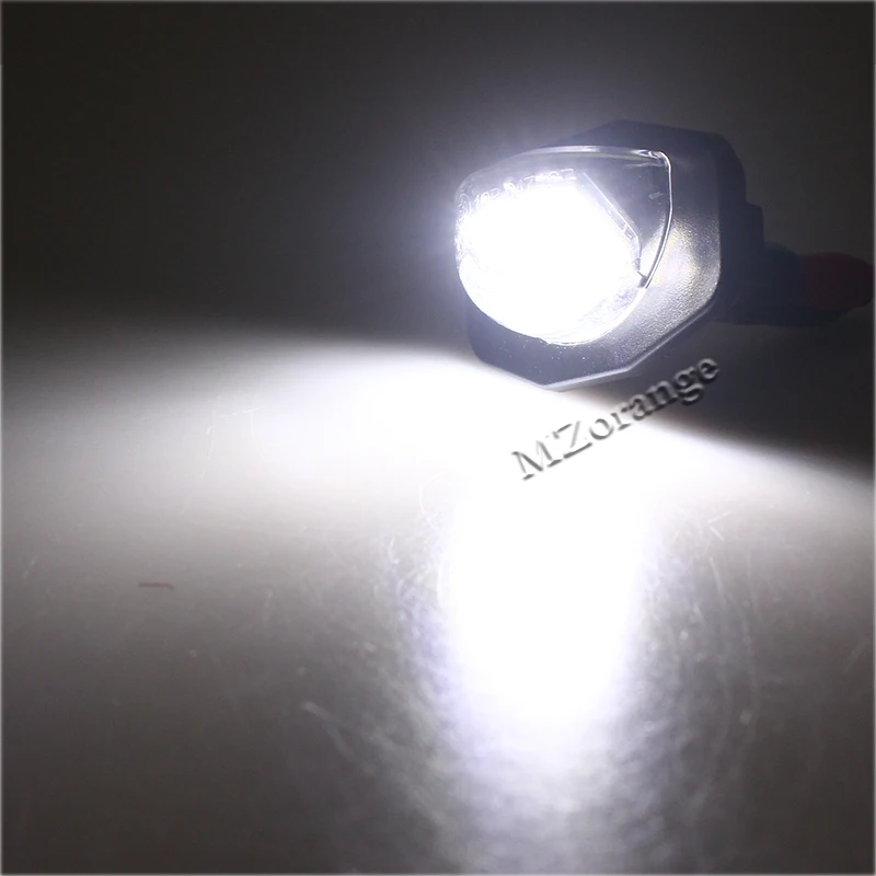 

2PCS Led License Plate Light For Toyota Alphard/Auris/Corolla-Wgona/Wish/Sienna/Urban Cruiser/Scion Number Plate Lamp