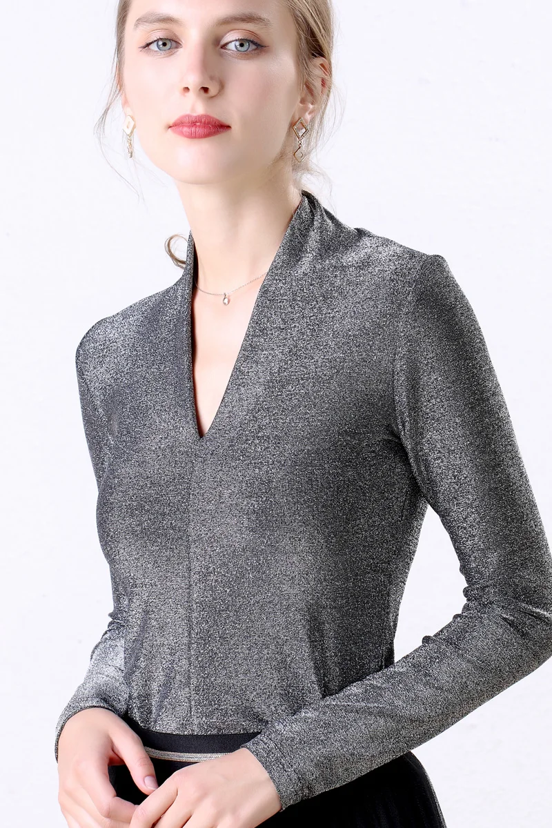 

ZP1909 New fashion Joker slim V-neck bright silk large size long sleeve bottoming shirt women's coat
