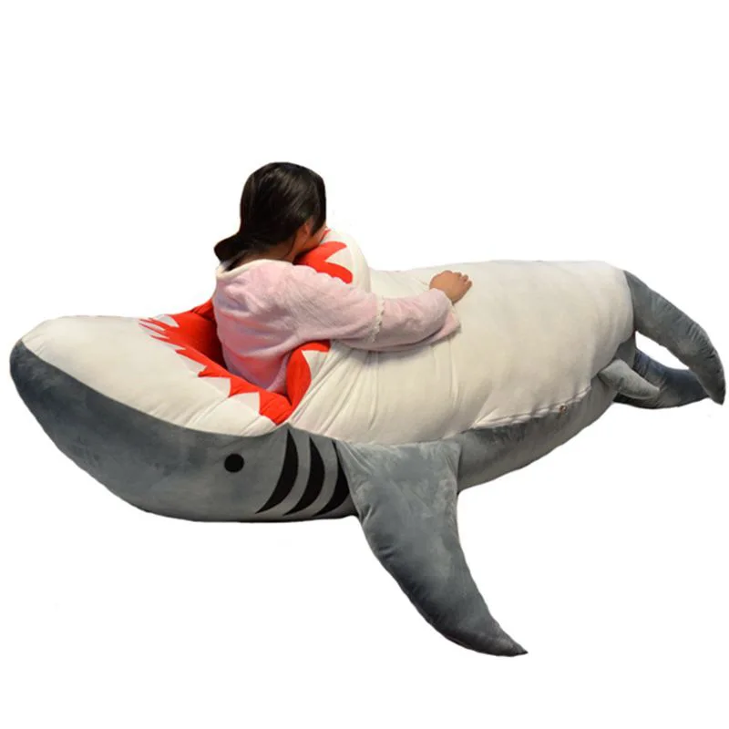Рисунок 2 - Гигантский Большой спальный мешок в виде акулы