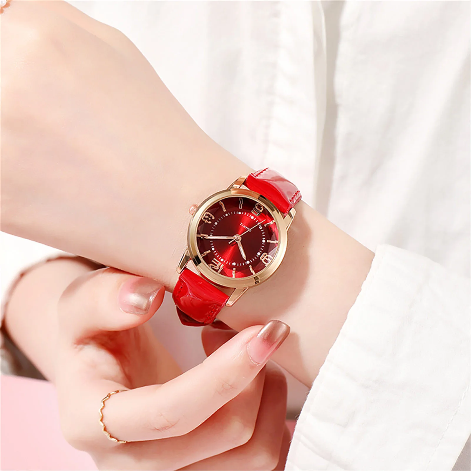 

Women's Leather Belt Ultra-thin Fashion Luxury Luminous Watch Ladies Simple-belt Watch Fashion Casual Ladies Watch Часы Женские