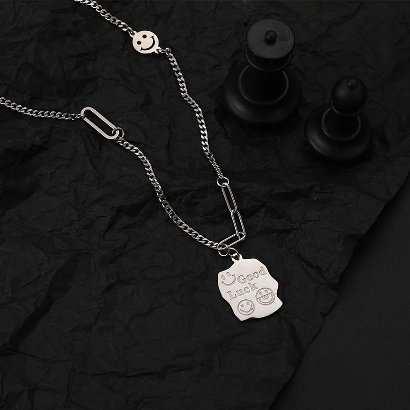 Модное ожерелье из титановой стали со смайликом для мужчин и женщин ювелирные