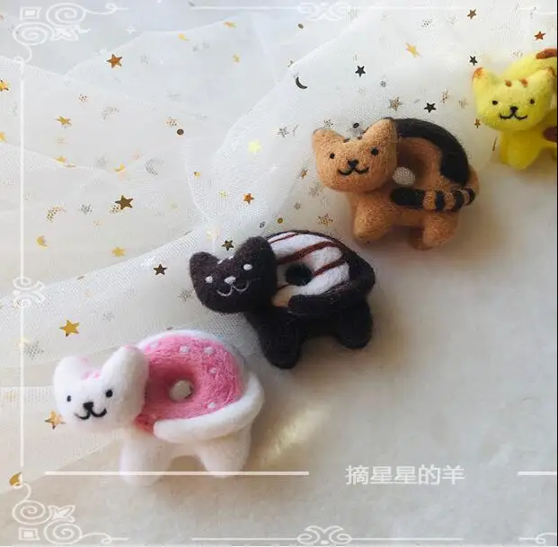 Kitty donut wool needlepoint kit felt needle felting keychain craft needlecraft DIY handmade |