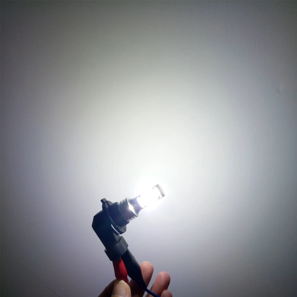 

2Pcs 9005 12V-24V Beam Angle High Brightness White LED Daytime Running High Beam Lights Yellow Fog Light Bulbs