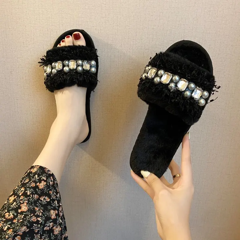 

Women Plush Slippers Home Interior Comfortable Soft Fluffy Slippers 2020 Fashion Pearl Slippers Winter Women Shoes Flat Shoes