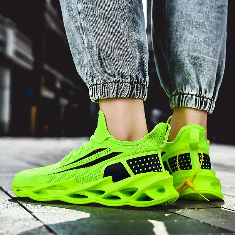 

2020 New Outdoor Men Running Jogging Walking Sports Shoes High-quality Lace-up Athietic Breathable Blade Cushioning Tide Sneaker