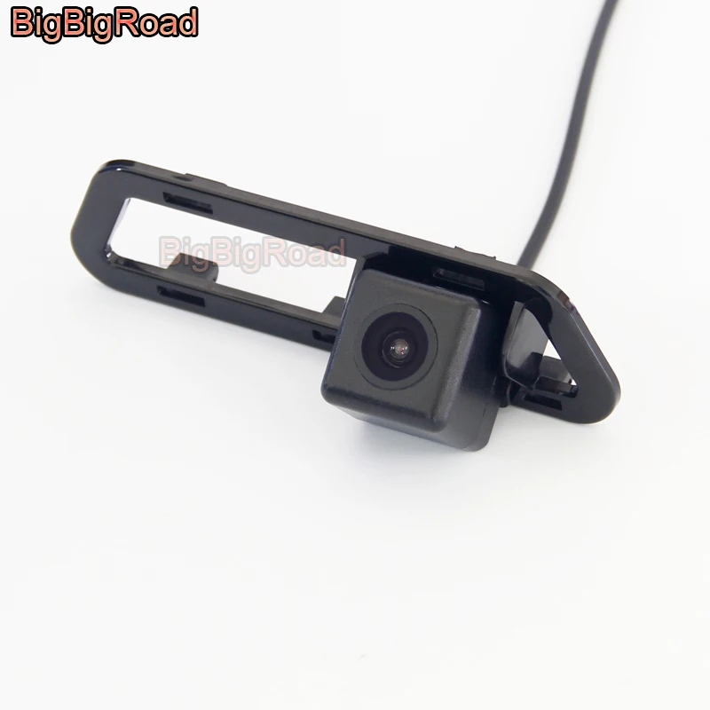

BigBigRoad Car Rear View Parking CCD Camera For Nissan Tiida C12 5D Hatchback 2011-2013 2015 Pulsar Night Vision Waterproof