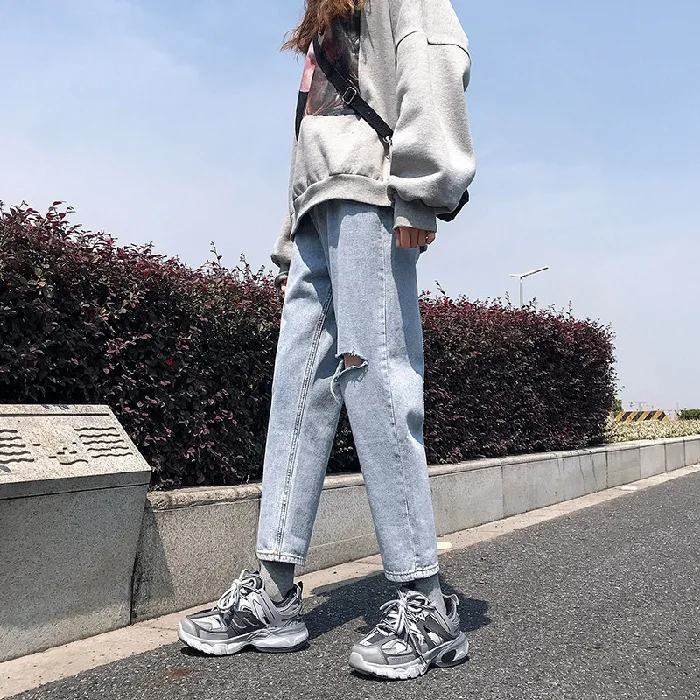 

2021 spring/summer new jeans female straight barrel loose high-waisted wide-legged radish show thin with dad pants