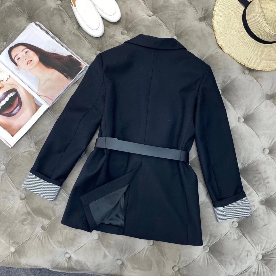 

Triangle label disc belt suit 2021 early spring new single-breasted black fashionable casual jacket women