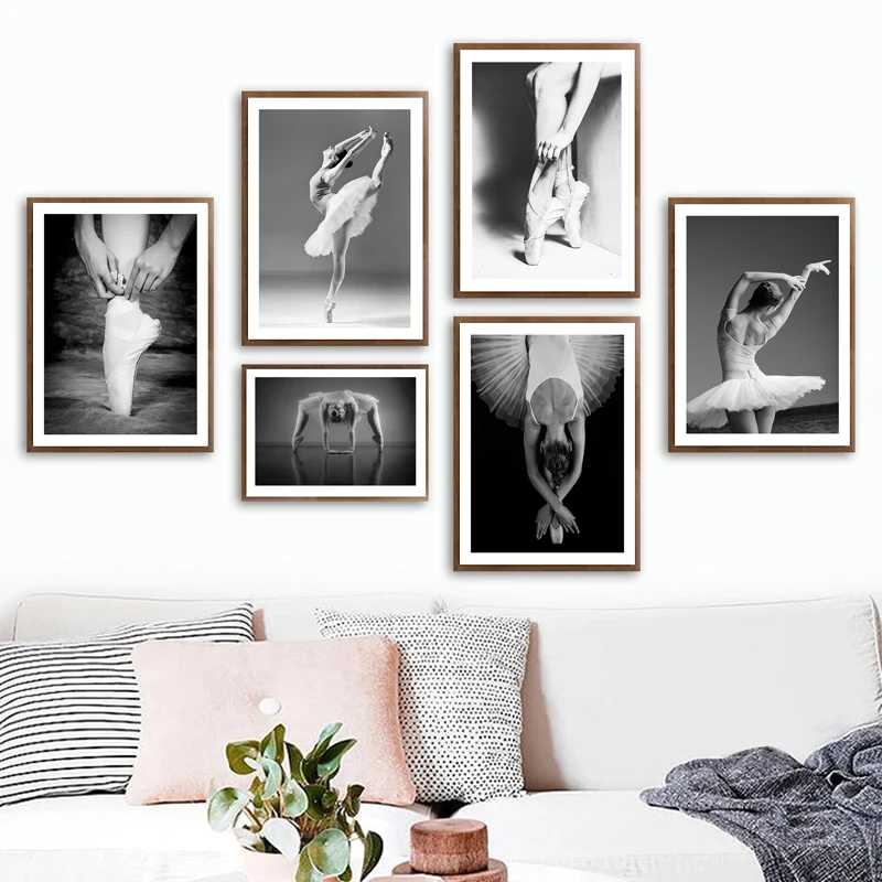 ВИНТАЖНЫЙ ПЛАКАТ для танцев в студии черно-белый балетный танцор фотография