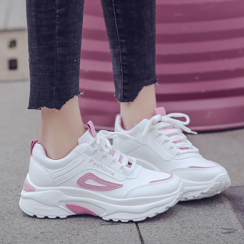 Женская обувь Лидер продаж Сезон зима массивные кроссовки модная с подошвой из