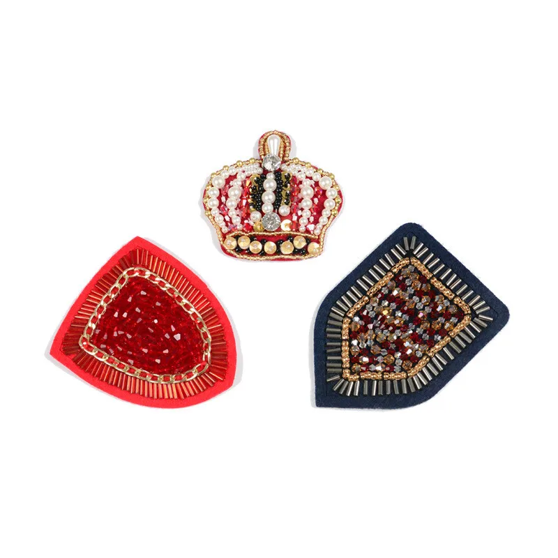 

1PCS Pearl Crown Beads Badage Rhinestones Bead Brooch Patches Applique sew on patch fashion clothing decoration patch