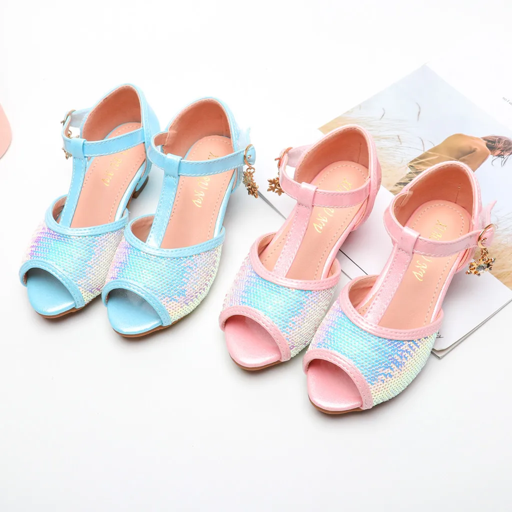 

Girls Princess Shoes 2020 Baby Peep Toe Sandals Quality Leather Low Heeled Shoes Zapatos Bebes Girl's Wedding Party Dancing Shoe